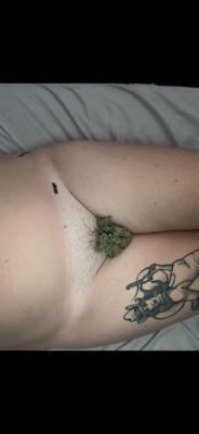 Roll it on my chest then (f)uck me while we smoke (27/oc)