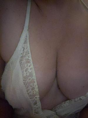 (f)feeling myself tonight ❤️